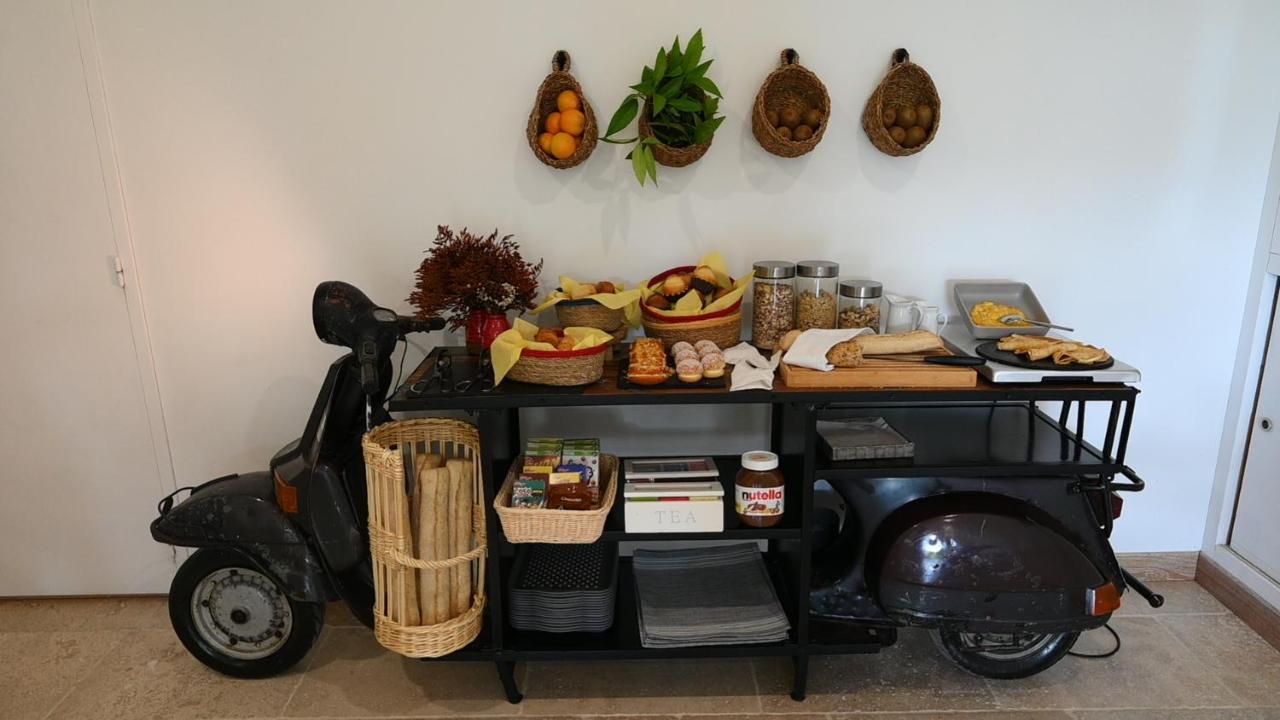 Bed and Breakfast Mas De Capelou Авиньон Экстерьер фото