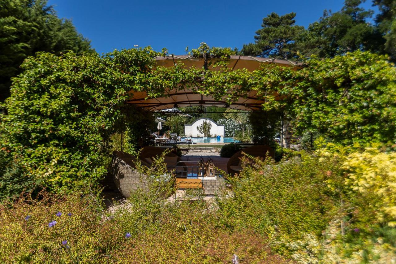 Bed and Breakfast Mas De Capelou Авиньон Экстерьер фото