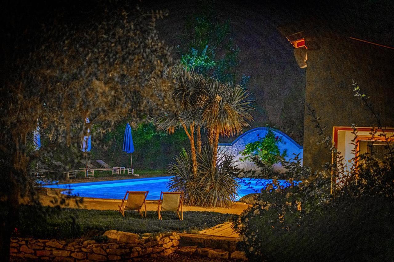 Bed and Breakfast Mas De Capelou Авиньон Экстерьер фото