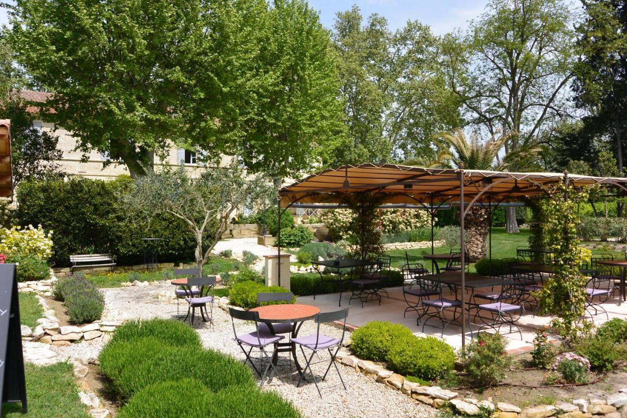 Bed and Breakfast Mas De Capelou Авиньон Экстерьер фото